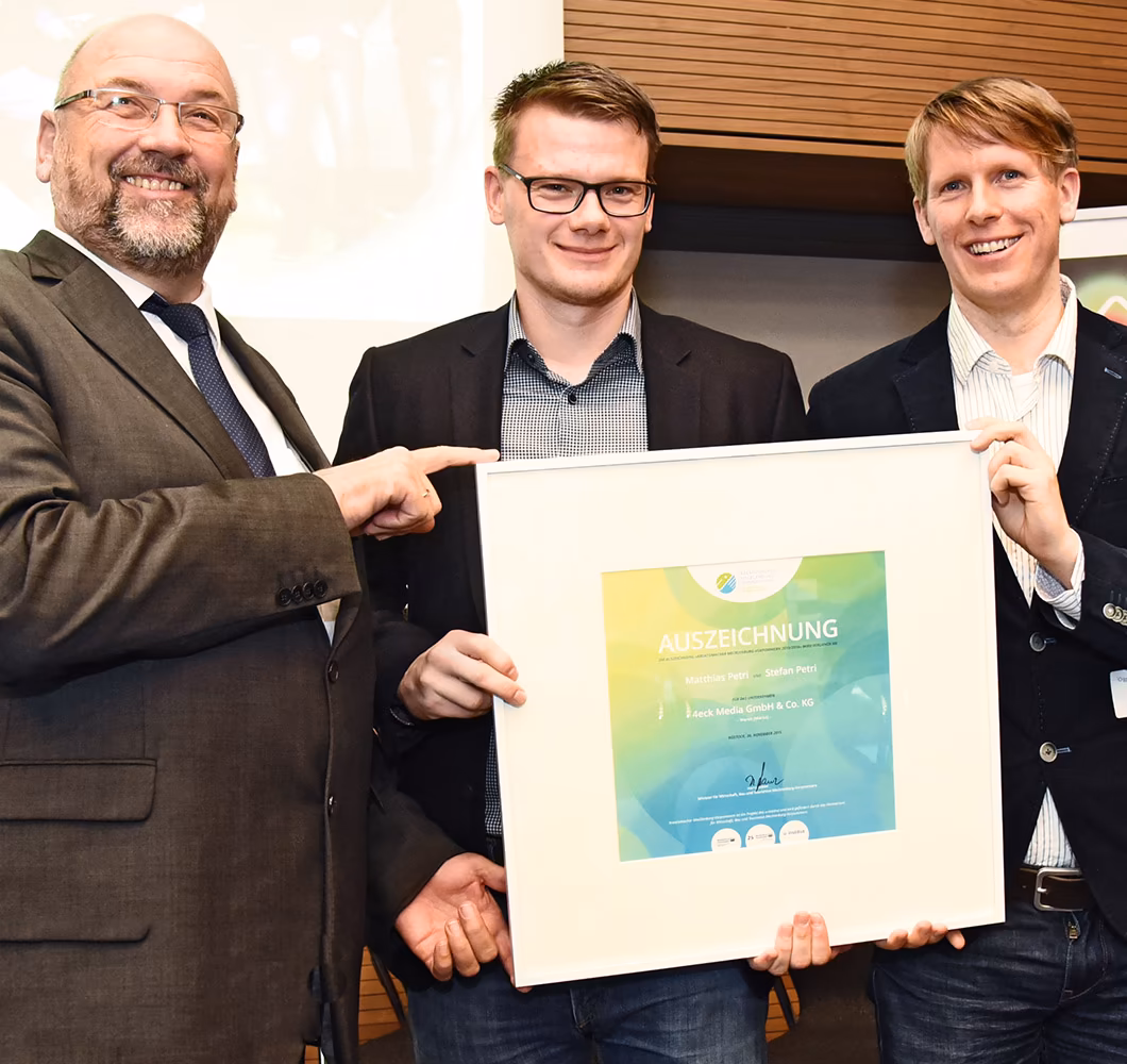 Stefan und Matthias Petri von 4eck Media erhalten Auszeichnung als Kreativmacher in Mecklenburg-Vorpommern vom Wirtschaftsminister