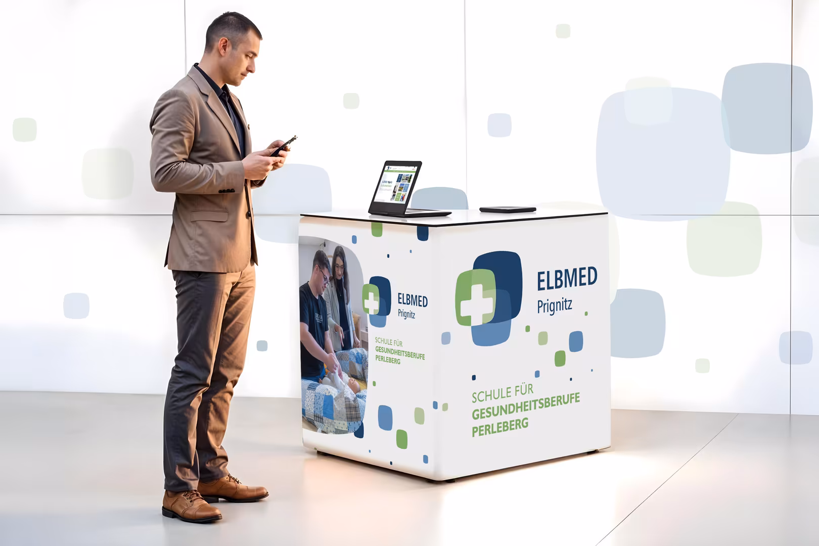 Messe-Cube für ElbMed