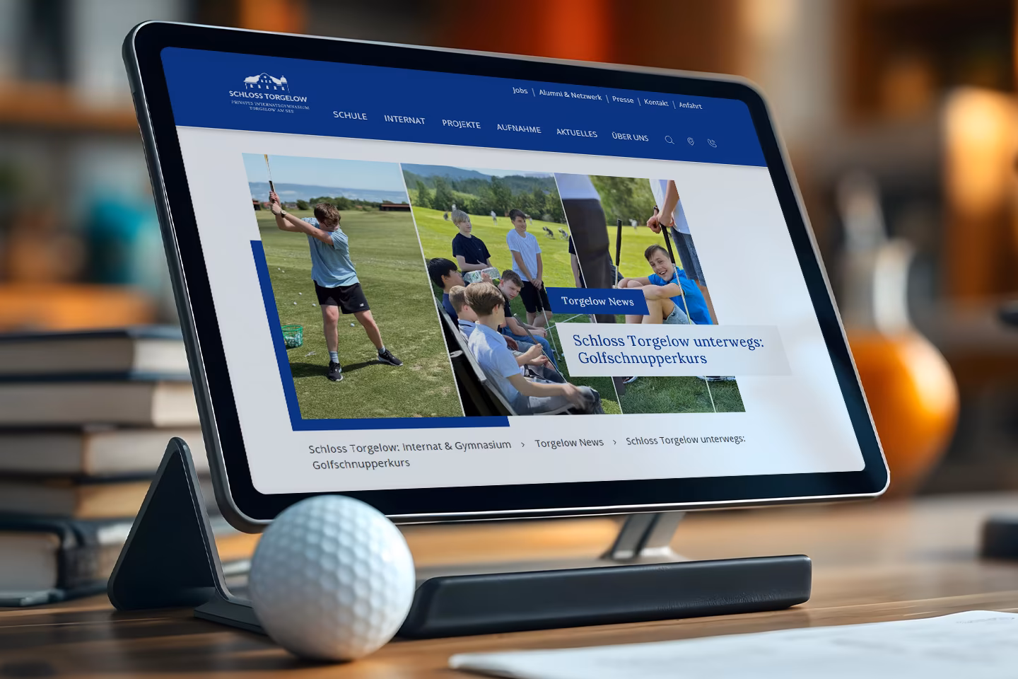Website Schloss Torgelow auf Tablet &ndash; News-Beitrag Golfschnupperkurs mit Bildergalerie