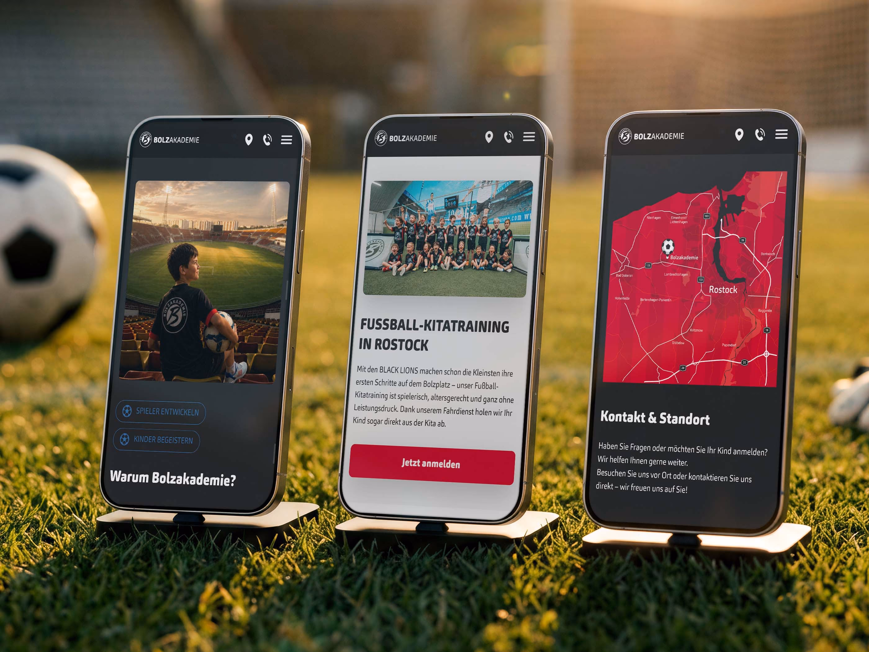 Drei Smartphones zeigen verschiedene mobile Unterseiten der neuen Bolzakademie-Website
